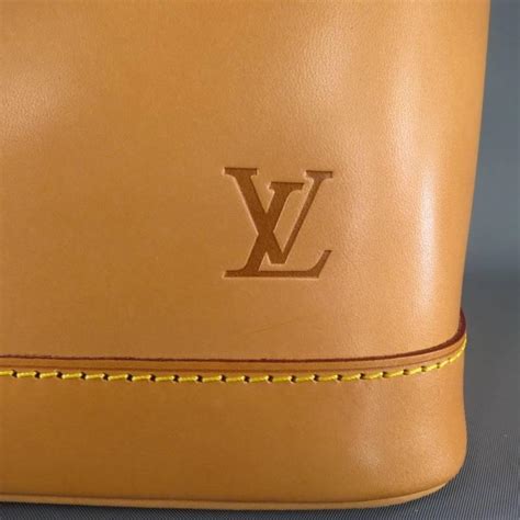 louis vuitton handles darken|louis vuitton patina handles.